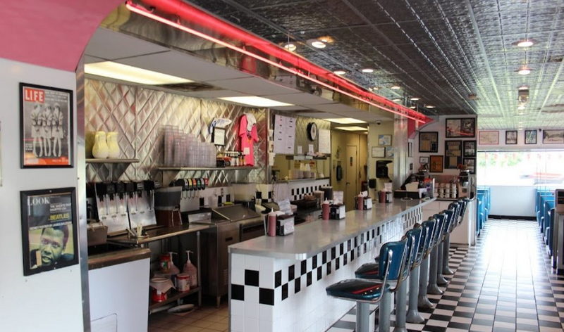 Grand Diner (Dons of Traverse City) - 2013 Dons Tc Photo (newer photo)